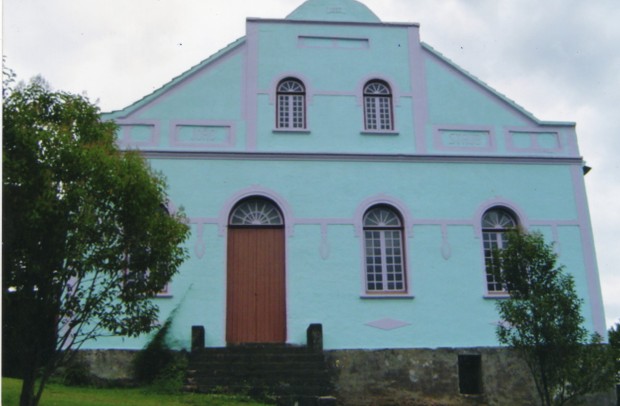 SALÃO STAUB PADRE ETEERNO BAIXO APÓS REFORMA. ANO 2000
